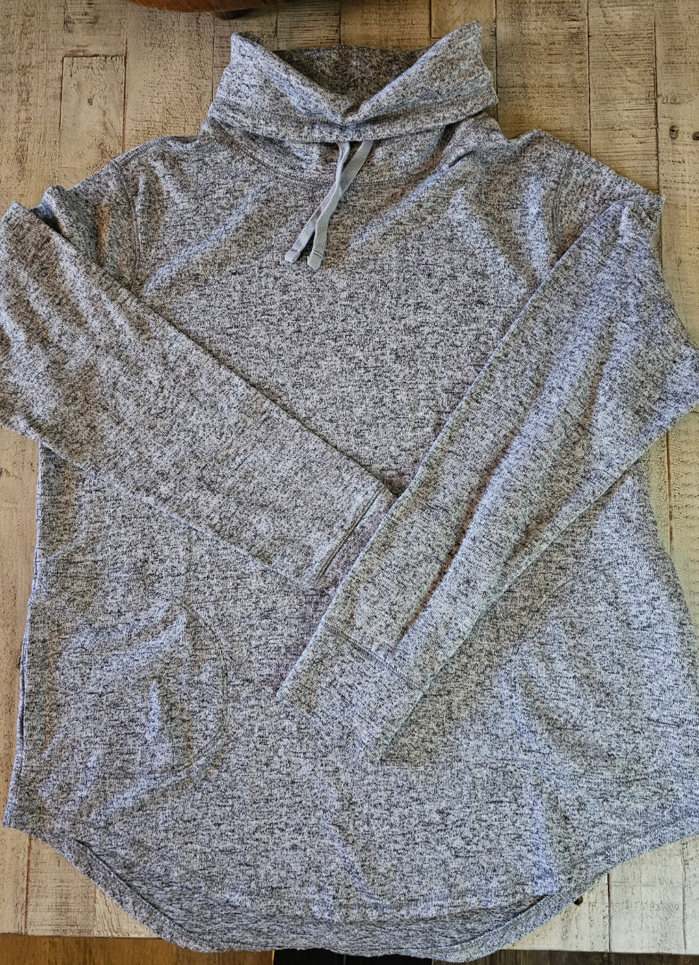 Old Navy Active Crowl Neck Sweatshirt